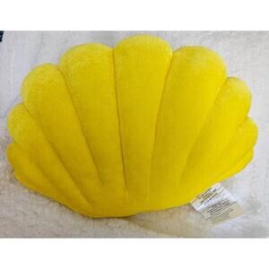 BNWOT New Yellow Seashell Pillow Plush Decor Velvet 16.5" X 11" Sea Shell Cute